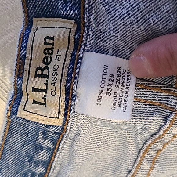 Mens LL Bean jeans - Picture 2 of 3